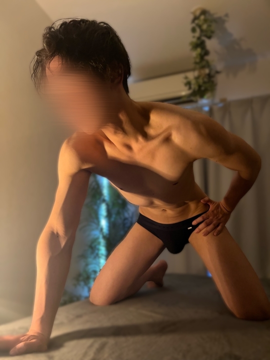 ゲイマッサージ大阪_梅田_天満_バックドア大阪_イツキ2